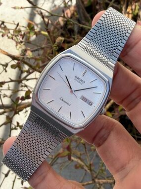 Vintage 1985 Seiko Chronos Quartz 7433-5040 Men’s Watch, TV-shaped Case